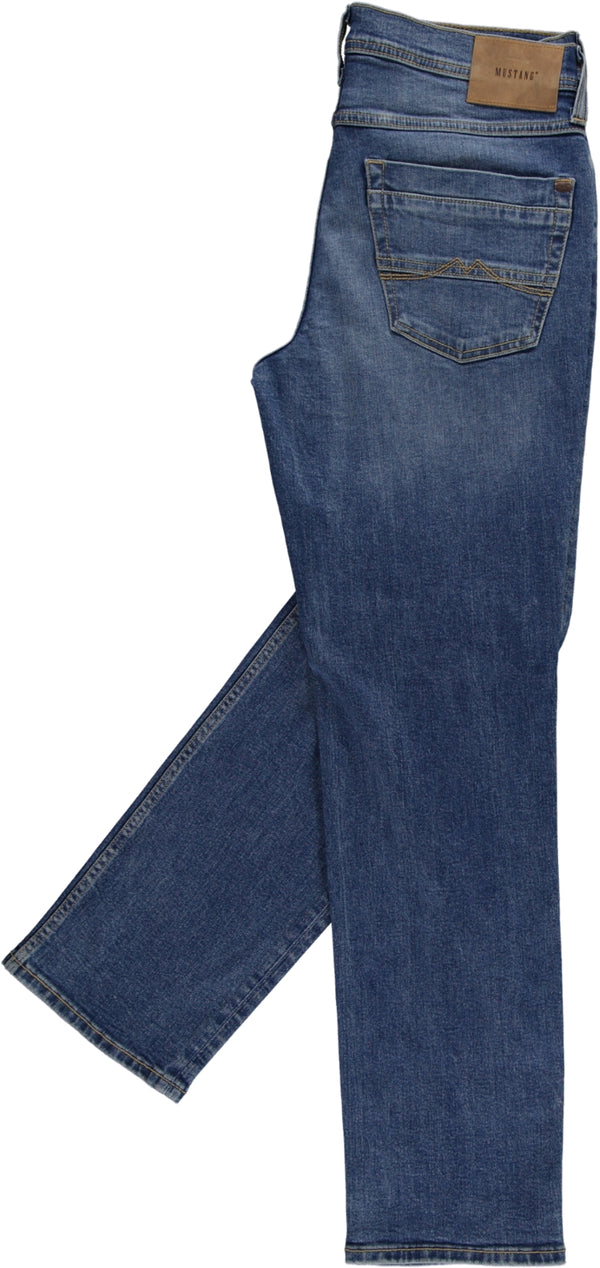 Mustang Men's Washington Medium Rise Straight Leg Jeans 1014877